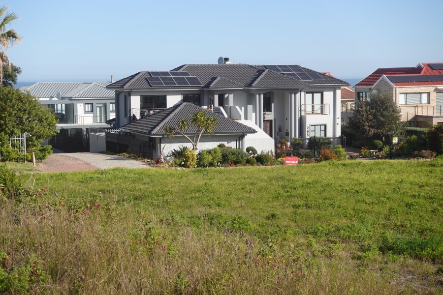  Bedroom Property for Sale in Outeniqua Strand Western Cape